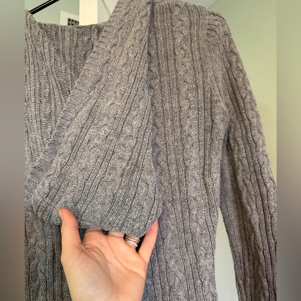 EUC HOODED SWEATER SIZE SMALL - Picture 4 of 4